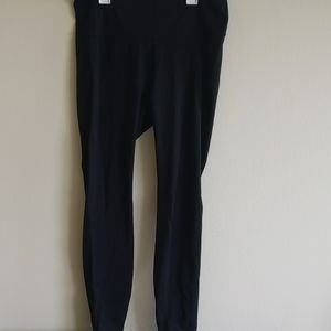 All in motion black leggings